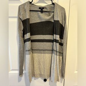 Gap gray striped cardigan